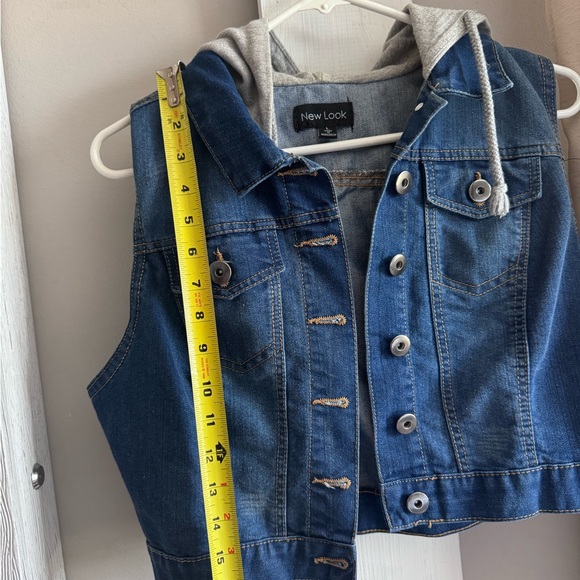 Vest Bundle - Picture 7 of 7